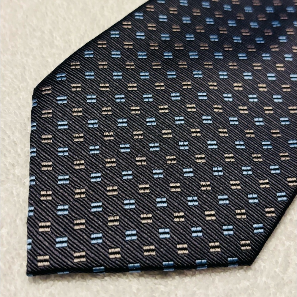 Brand New Stylish Tie By DANIEL GRAY